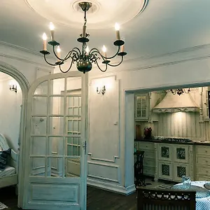 apartament-karmelicka-warszawa.warsawhotelspoland.com/